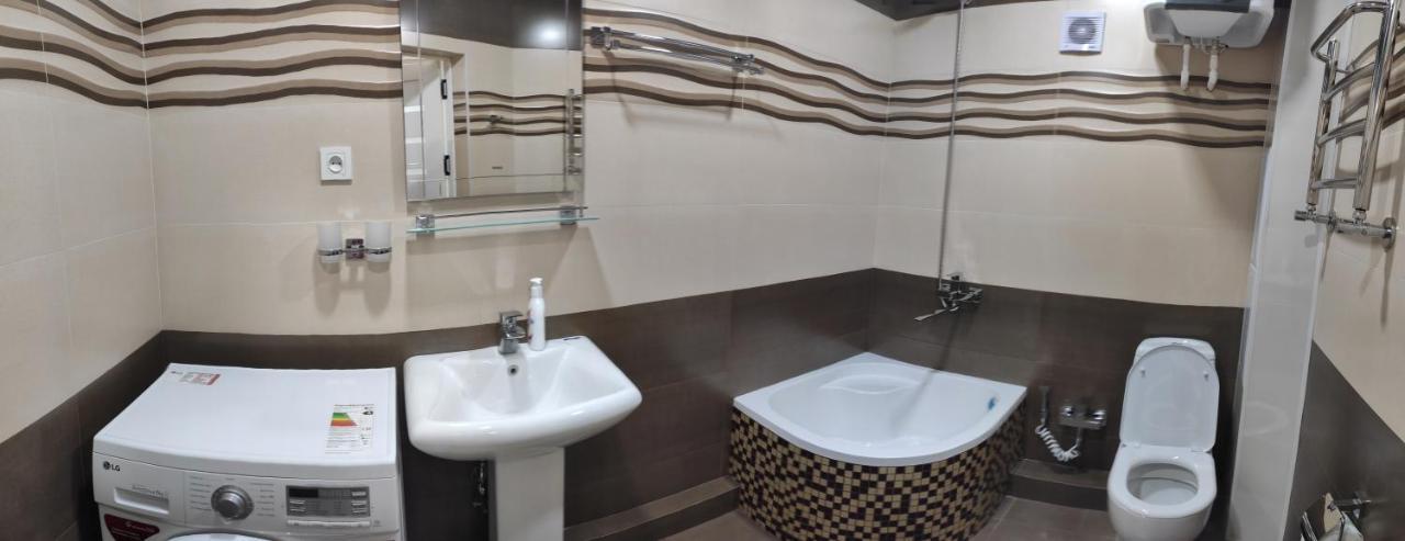 1-Bedroom Apartment In The Very City Center طشقند المظهر الخارجي الصورة